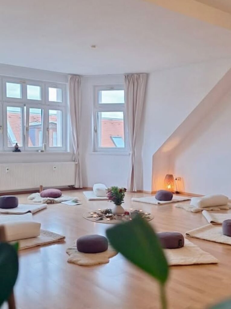 wunderschöner Raum für Frauenkreise in Leipzig